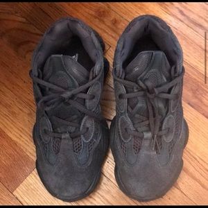 Yeezy 500 black 7